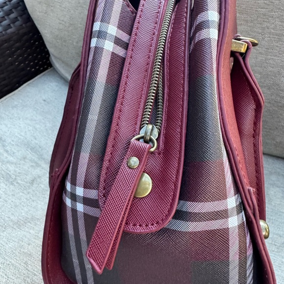 Gryffindor Purse - EUC - Picture 4 of 5